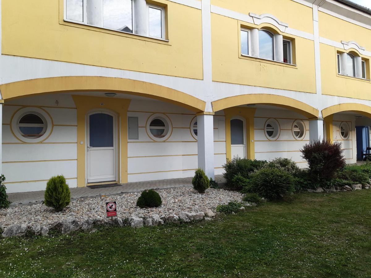 Thermal Garden Mosonmagyaróvár Esterno foto