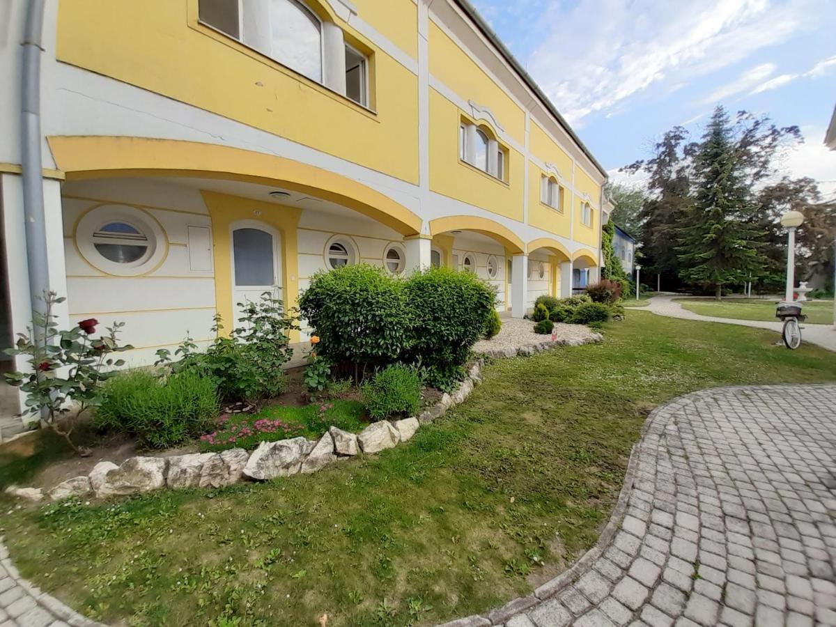 Thermal Garden Mosonmagyaróvár Esterno foto